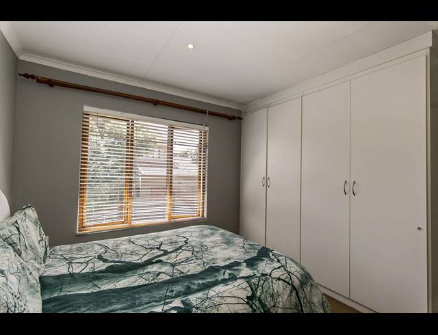 3 BEDROOM TOWNHOUSE FOR SALE IN RADIOKOP